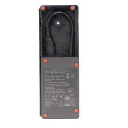 CHARGEUR DE BATTERIE ET COMPOSANT DE CHARGE
